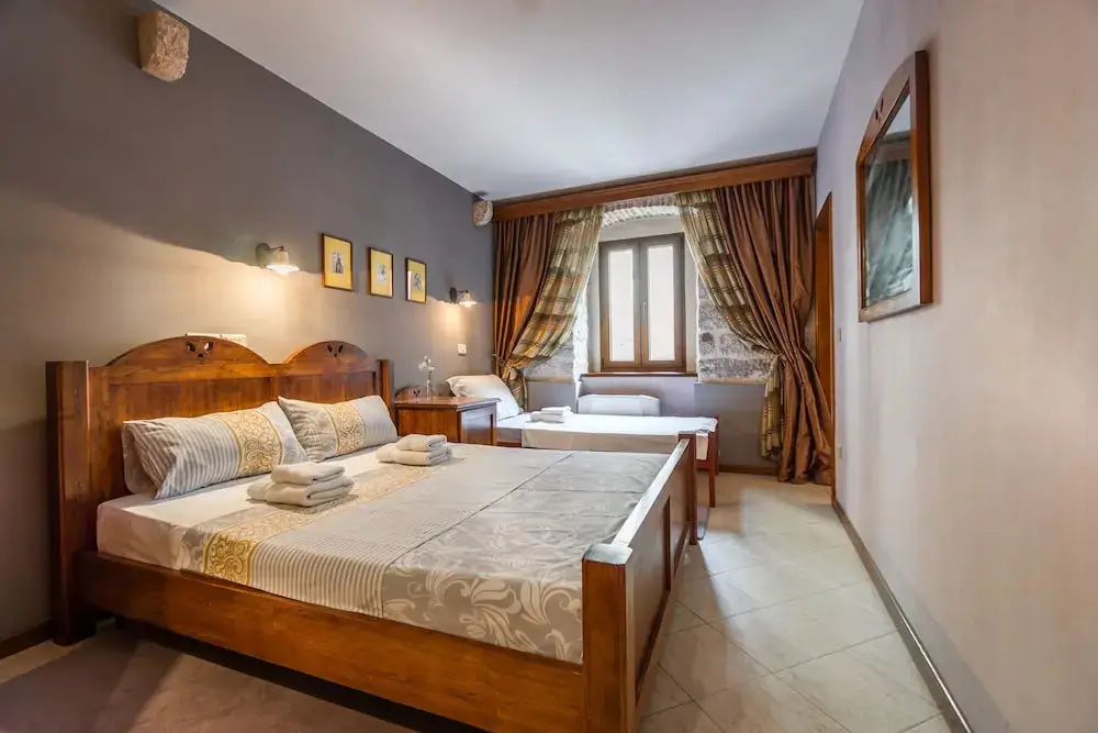 Доброта: Forza Lux Guest House