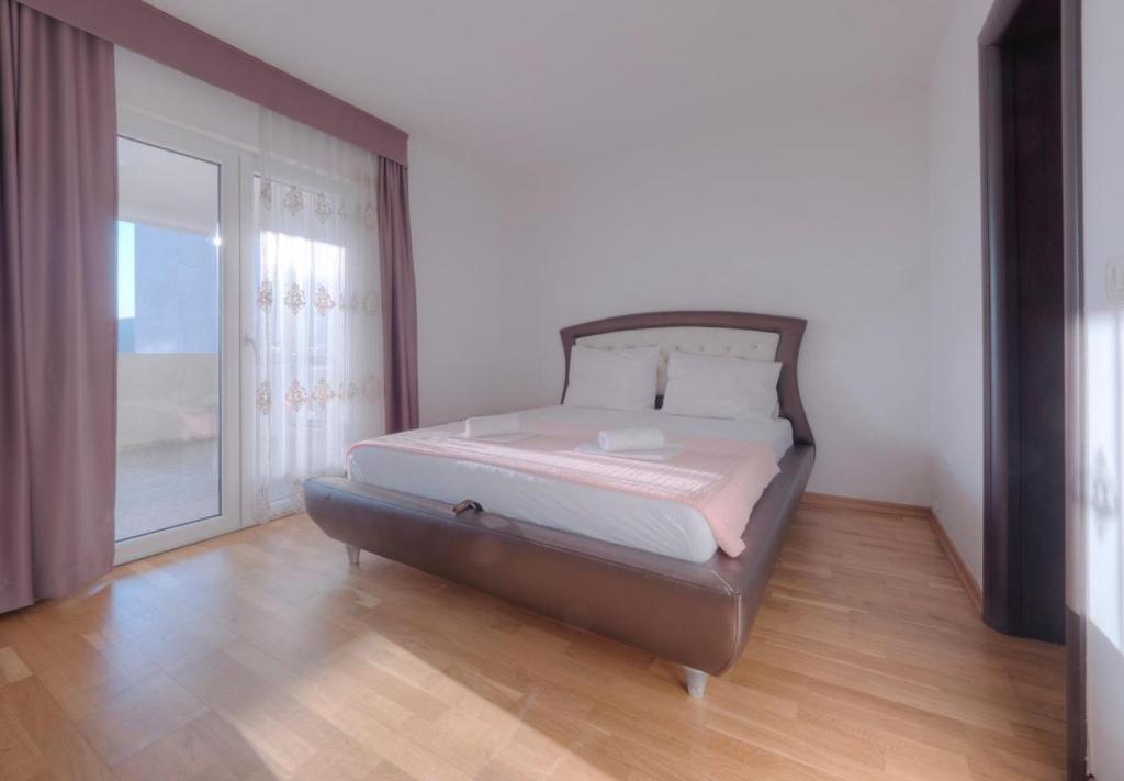 Будва: Apartments Branko