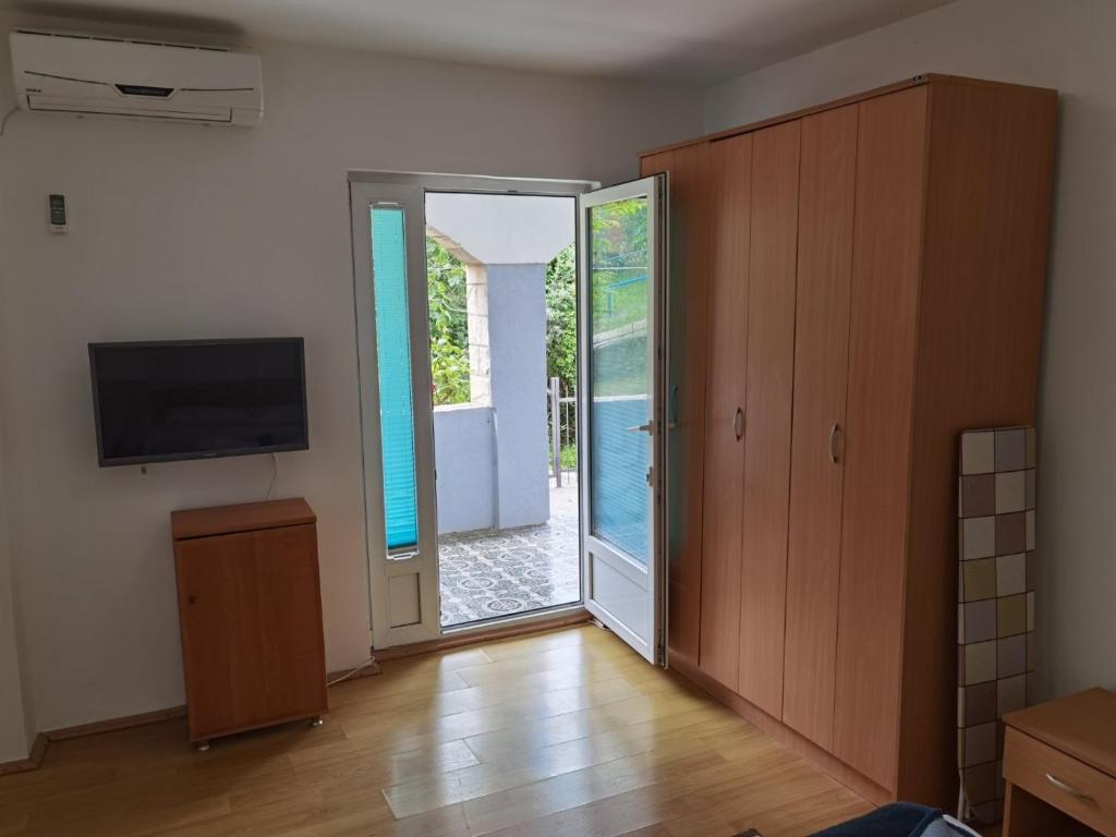 Бечичи: Guest House Vojinović