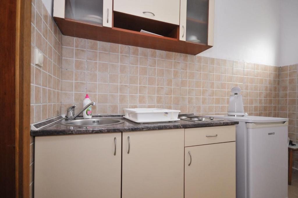 Бечичи: Guest House Vojinović