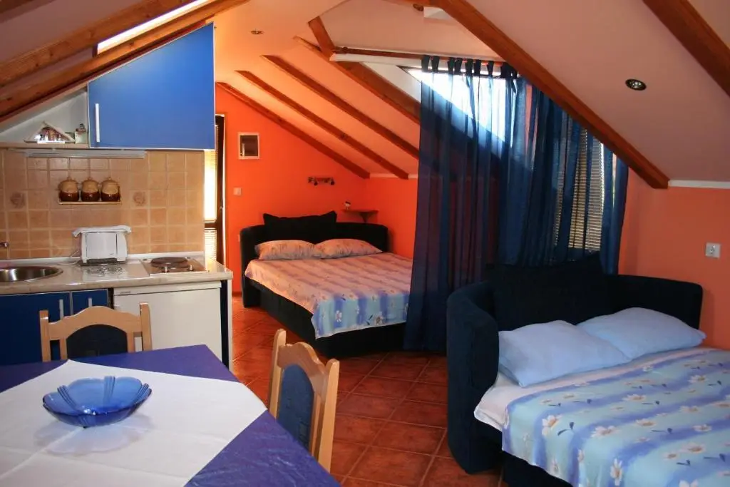 Столив: Apartments Penovic