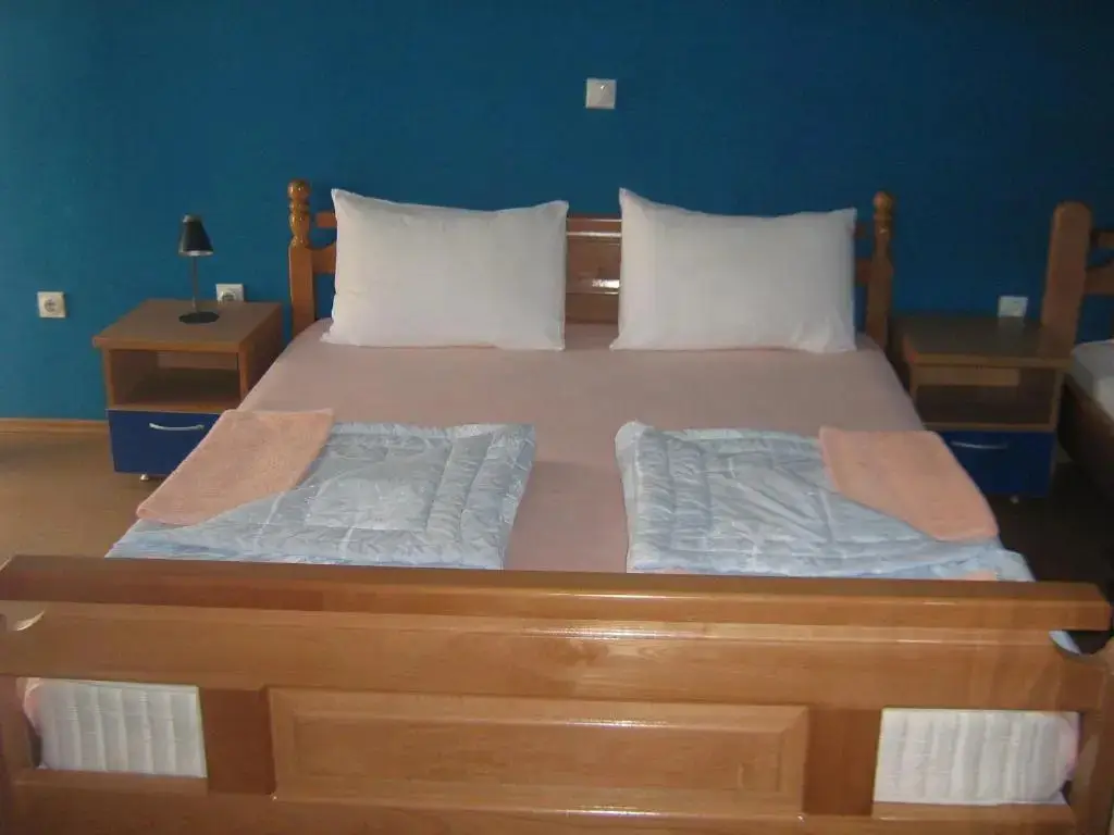 Петровац: Apartments Srzentic