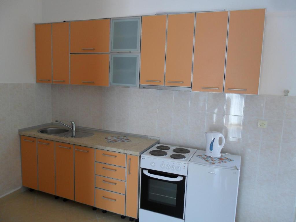 Пржно: Apartments Kalluka