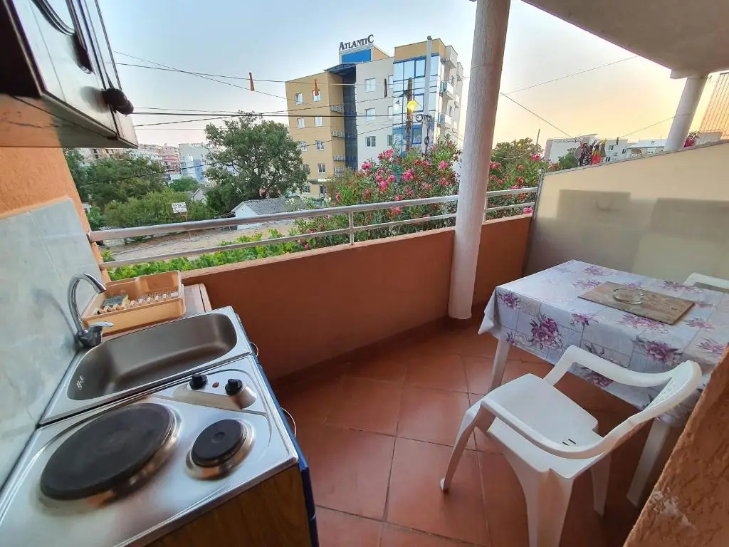 Добро Вода: Apartments Milka