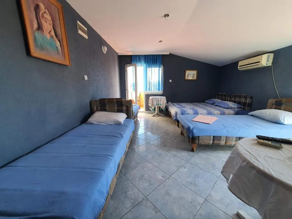 Добро Вода: Apartments Milka