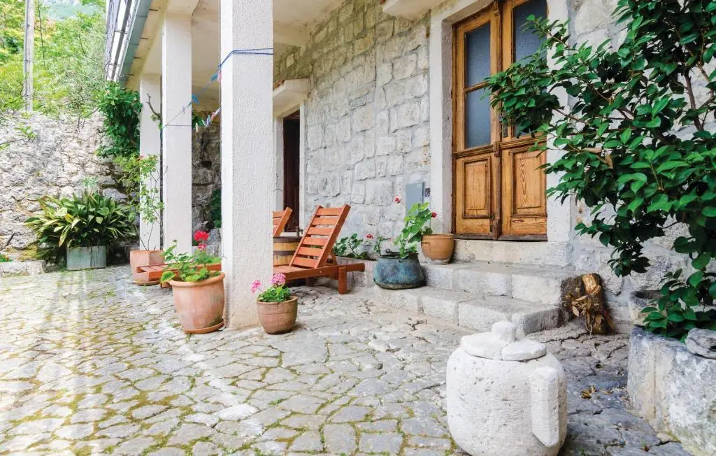 Apartments in Rustic House — фото 1