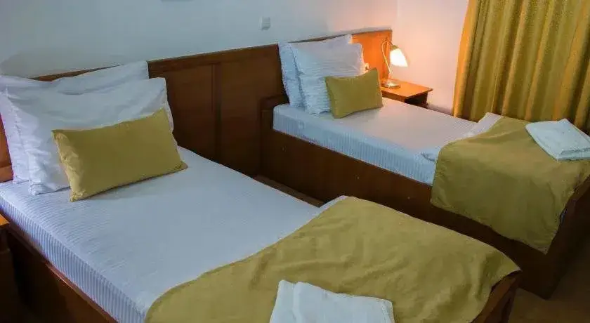 Ульцинь: Hotel Dajti