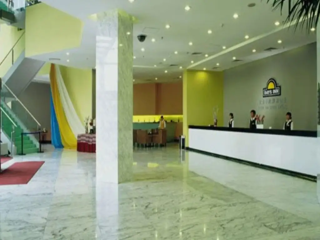 Пекин: Daysinn Joiest Beijing Hotel
