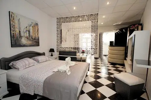 Сутоморе: Apartments Kruna Jovanovic