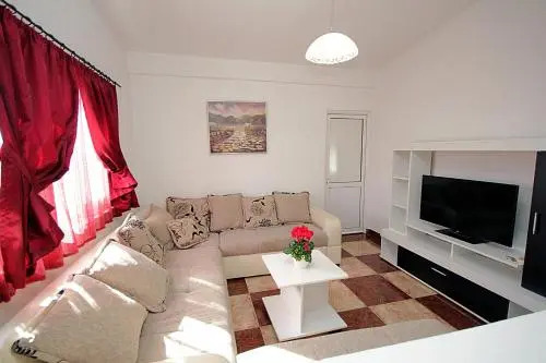 Сутоморе: Apartments Kruna Jovanovic