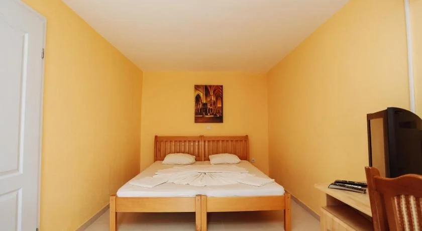 Будва: Zodiac Apartments