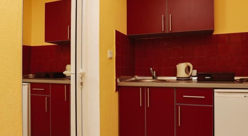 Будва: Zodiac Apartments