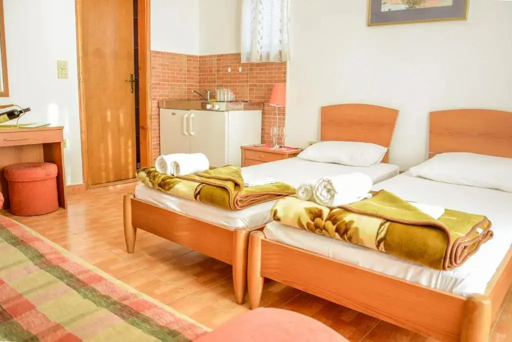 Катун-Режевичи: Apartments Drobni Pijesak