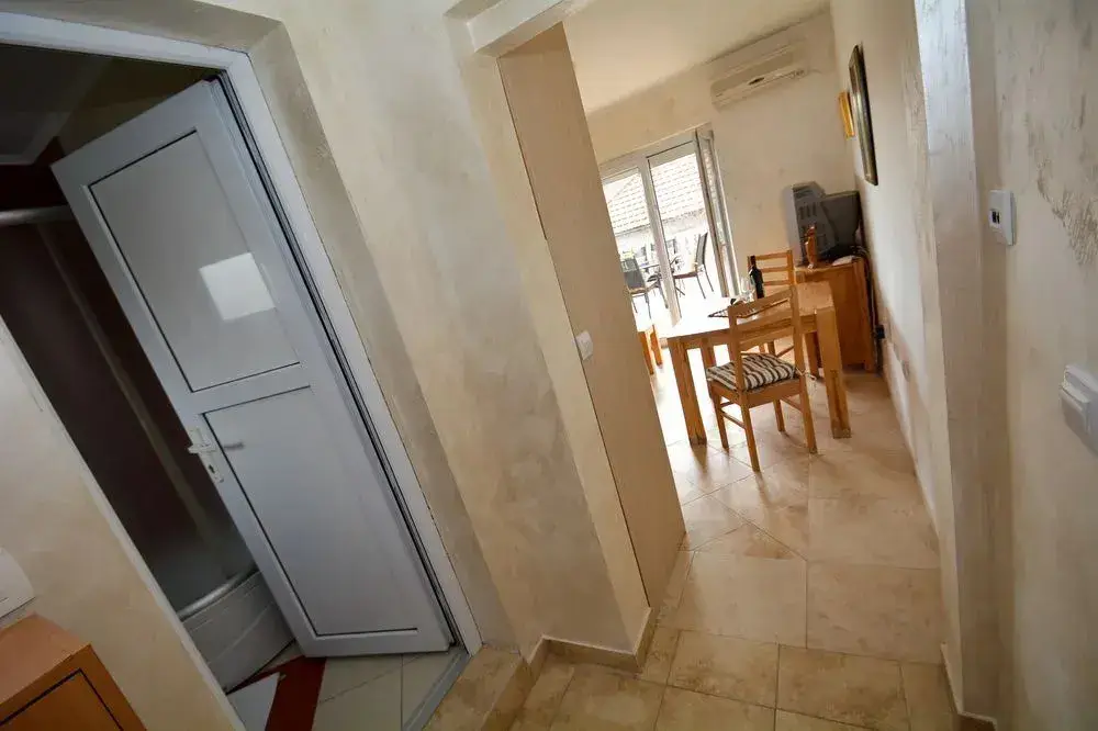 Тиват: Family Apartments