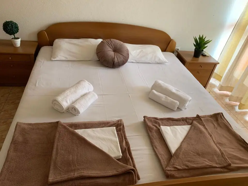 Будва: Guesthouse Orlović