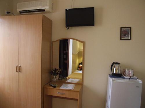 Петровац: Apartments Pod Lozom