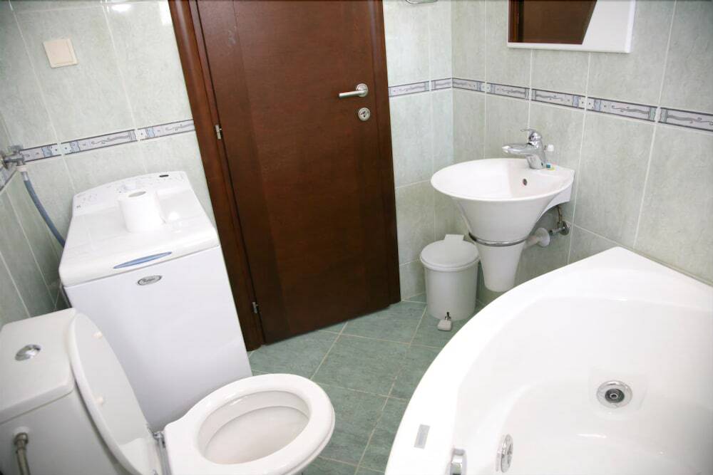 Тиват: Villa Happy