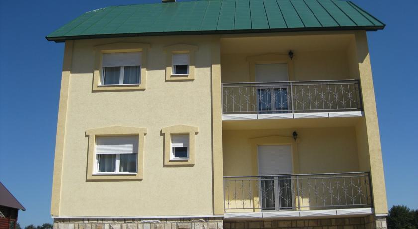 Apartments Šarović — фото 1