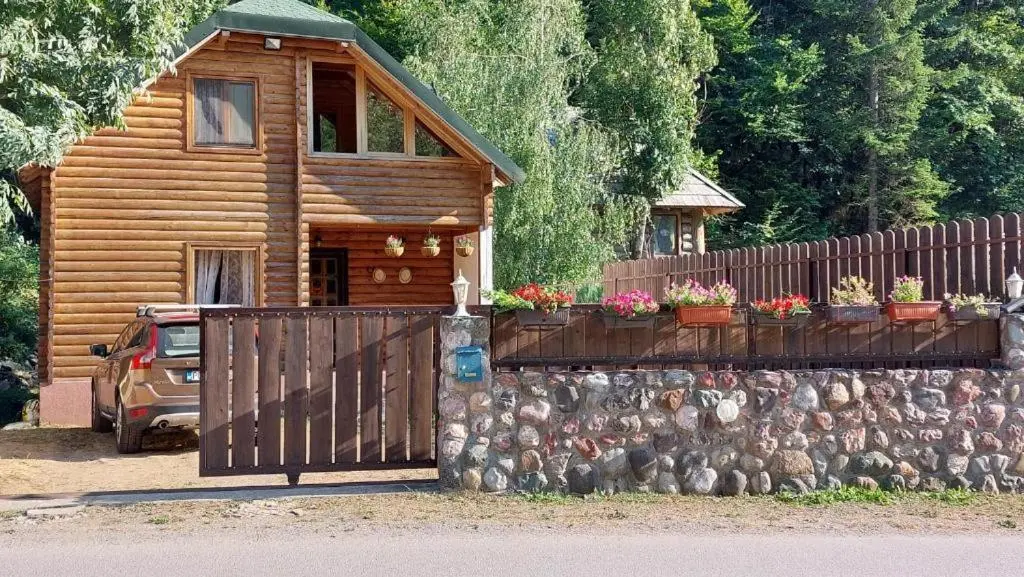 Колашин: Lodge House Tara