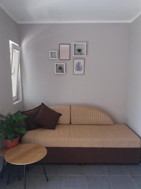 Тиват: Apartments Porto Lastva