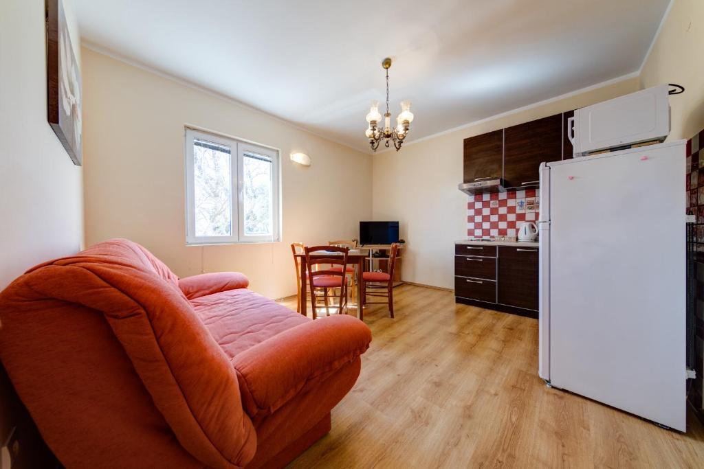 Тиват: Apartments Pelle