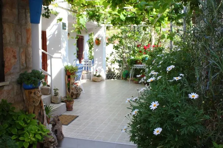 Свети-Стефан: Sveti Stefan Apartments Nr