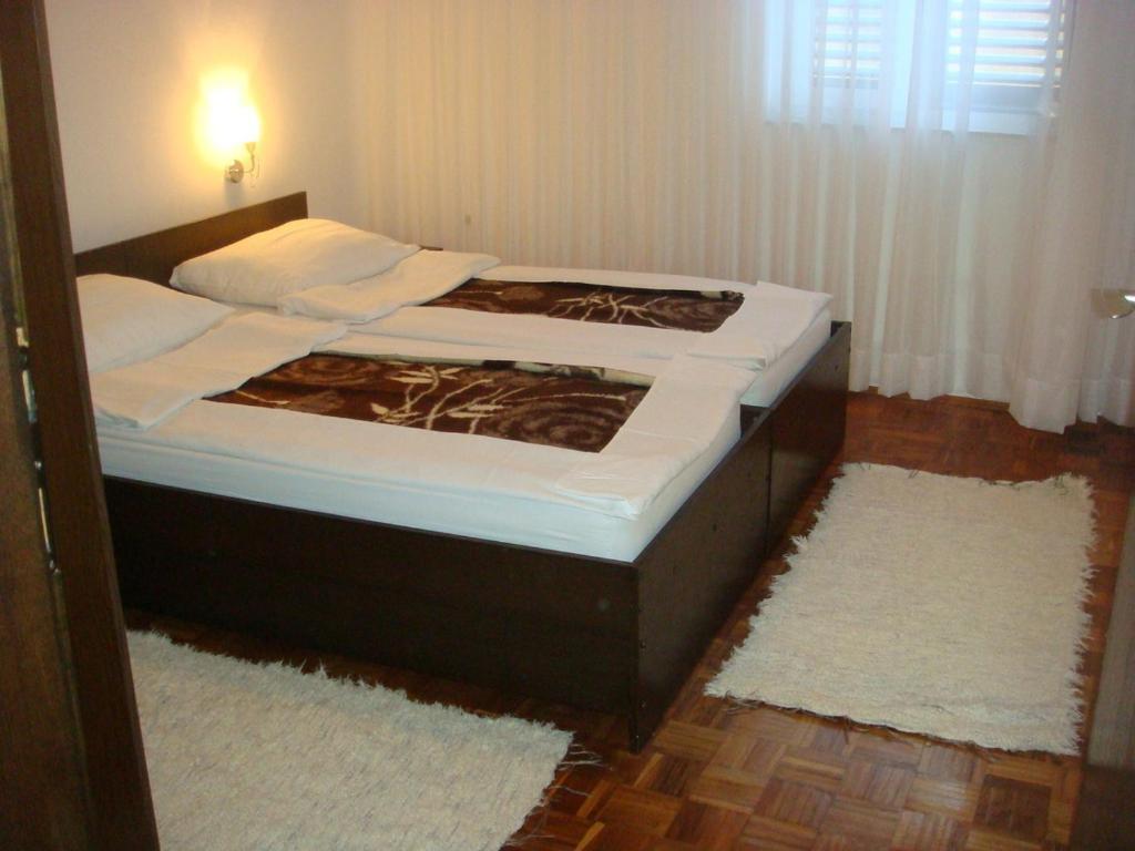 Пржно: Apartments Dragović
