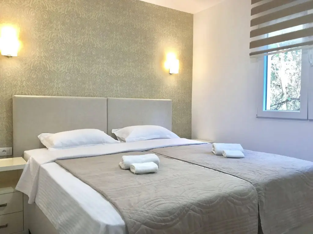 Свети-Стефан: Apartments Kentera