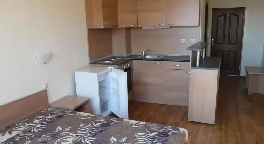 Будва: Sea-N-Sun Apartments