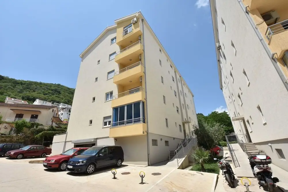 Apartment Budva — фото 1