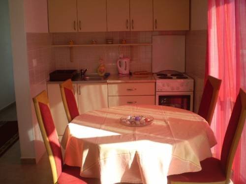Будва: Zenović House