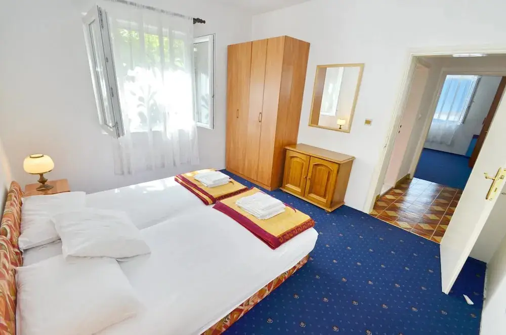 Доброта: Apartments Corovic