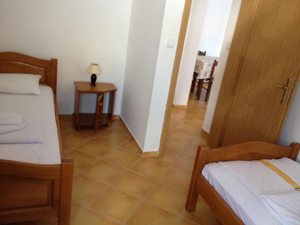 Бусат: Apartments De Lara