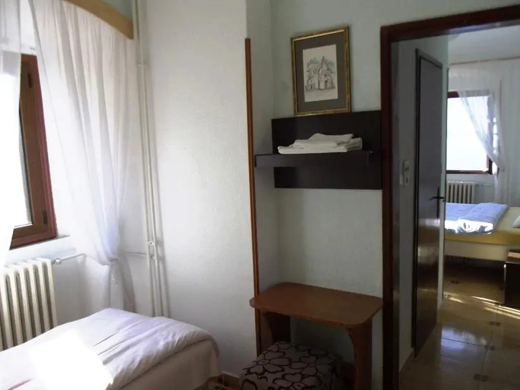 Доброта: Hotel Pana