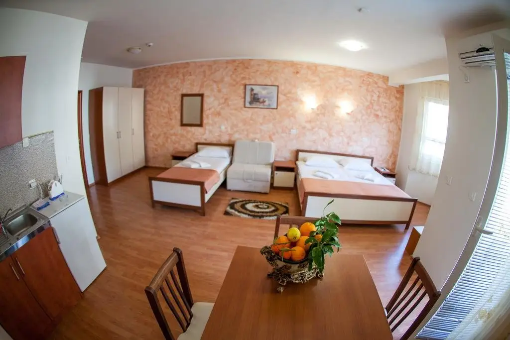 Будва: Residence Celebic-Radovic