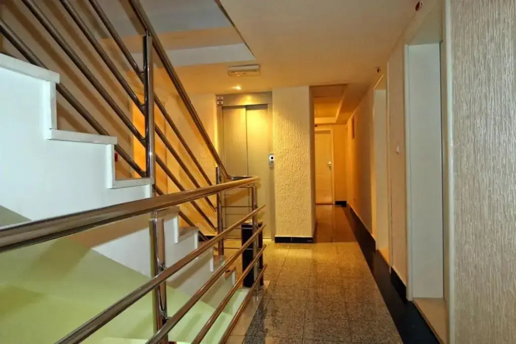 Будва: Hotel Podostrog