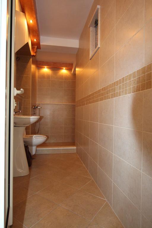 Бар: Apartments Andrija