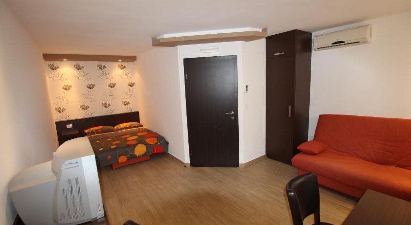 Бар: Apartments Andrija