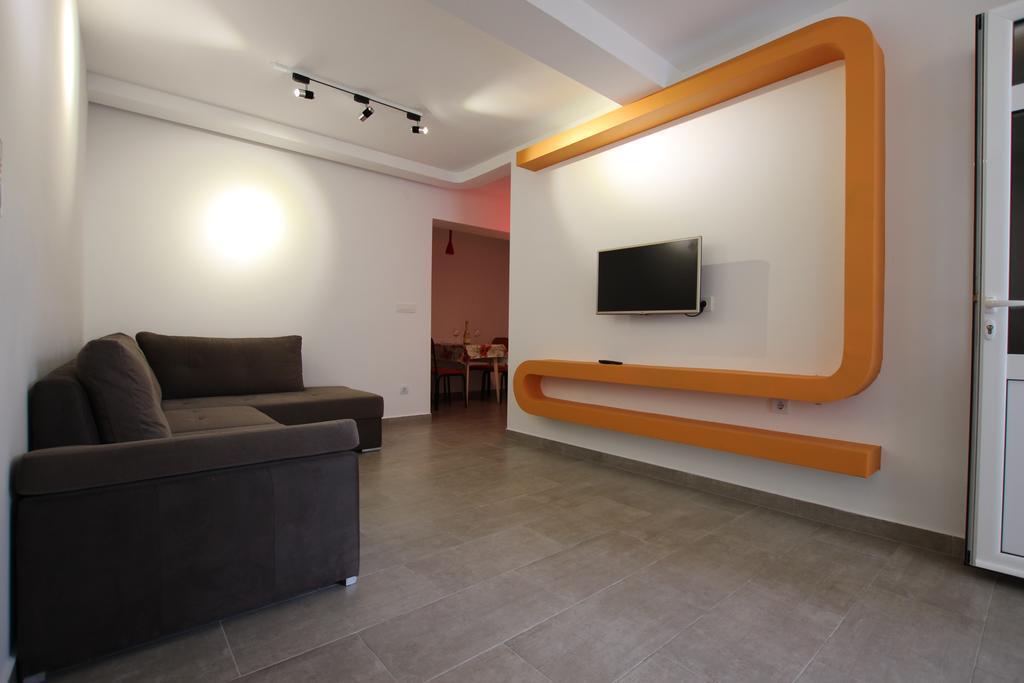 Бар: Apartments Andrija