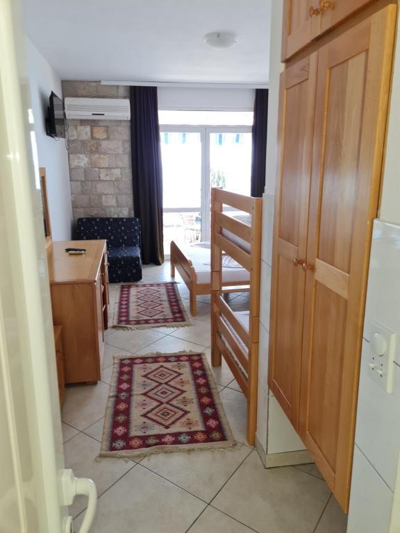 Ульцинь: Apartments Amina