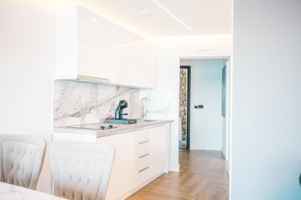 Ульцинь: Apartments Eneida