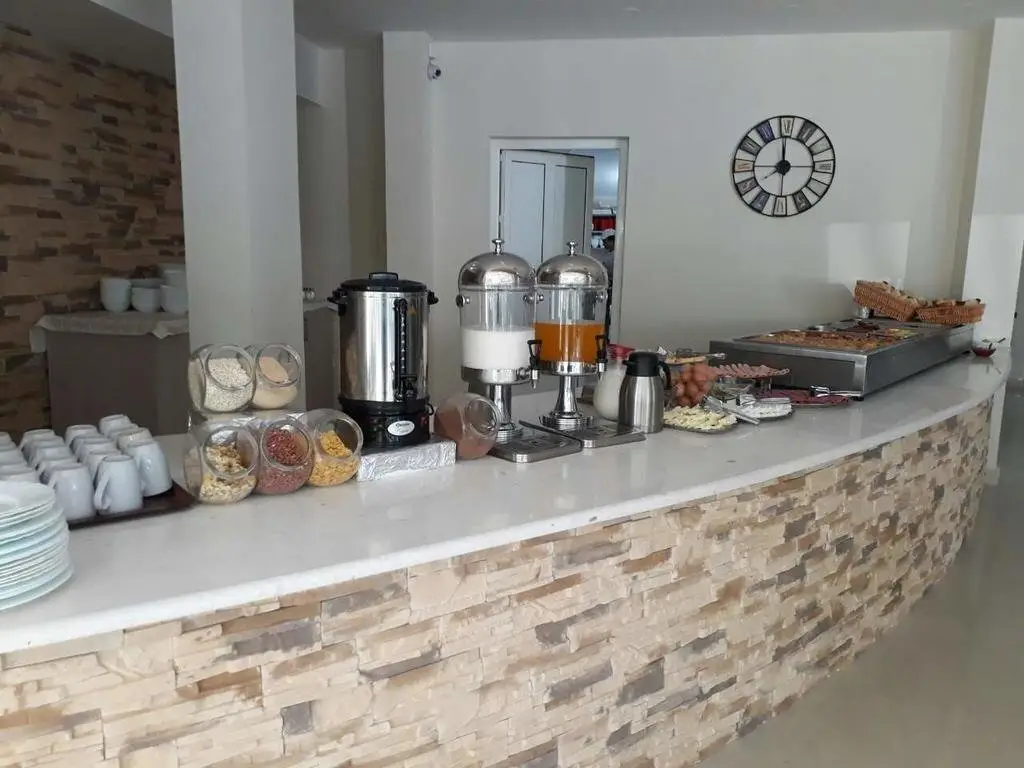 Бар: Hotel Adria
