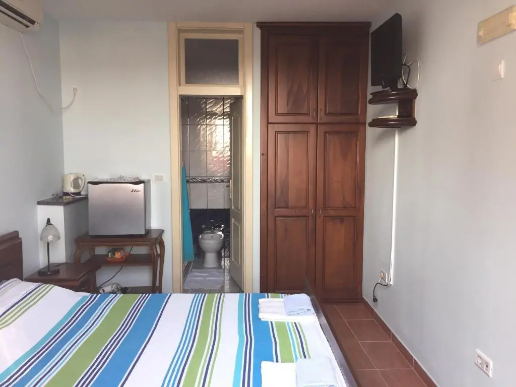 Бар: Apartments Nensy