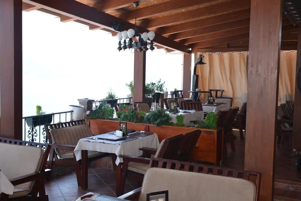 Крашичи: Hotel Anderba