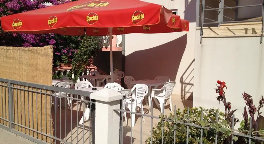 Добро Вода: Apartments Biser