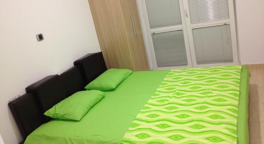 Добро Вода: Apartments Biser