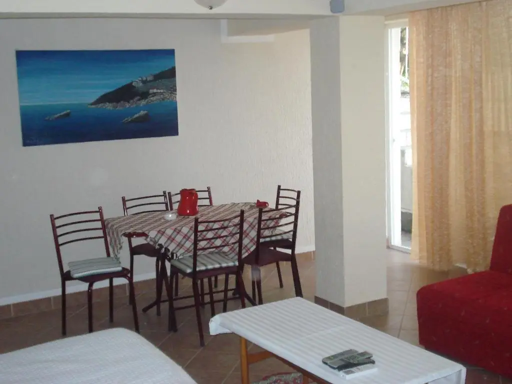 Ульцинь: Apartments Djakonovic