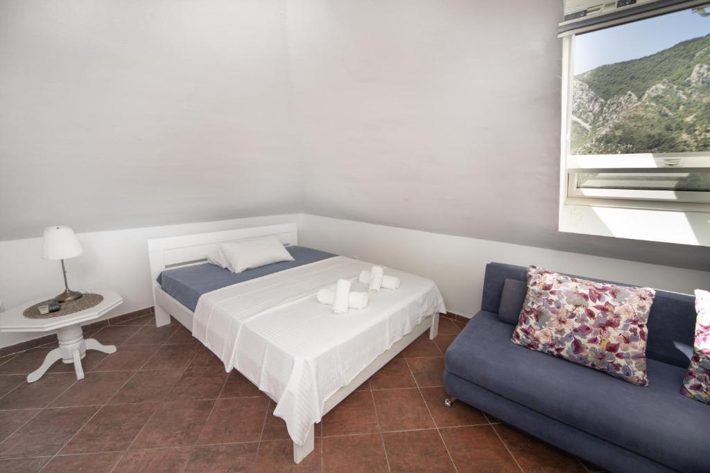 Доброта: Kamena Palata Apartments
