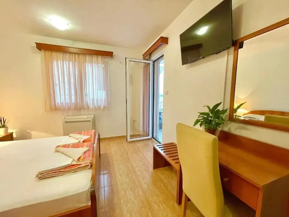 Будва: Apartments Boreta Becici