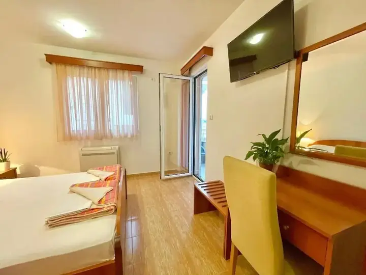 Будва: Apartments Boreta Becici